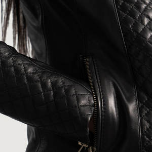 Chaqueta de Cuero Sintético con Acabado Mate, Bolsillos Laterales y Cinturón, Chaqueta Estilo Motociclista Ligera para Mujer - Product Image 6