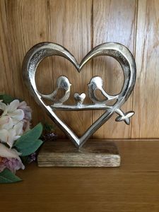 Luxury Handmade Metal <b>Heart</b> Table Centerpiece For Elegant Wedding Decor And Romantic Dining Table Accent - Product Image 6