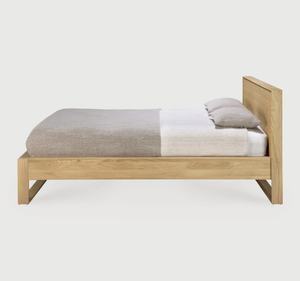 Cadre de lit plateforme en teck massif Amangiri, style minimaliste, profil bas, taille king, meubles de chambre à coucher, finition naturelle, durable - Product Image 3