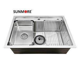 Évier de cuisine à bol unique SM 7048 G fait à la main au Vietnam Conception de robinet à un trou en acier inoxydable de la meilleure qualité - Product Image 3