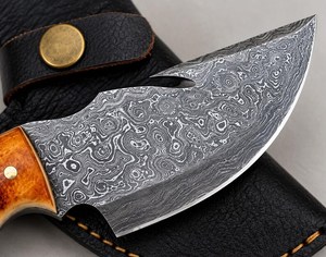 Handmade Industrial Grade Damascus Steel Hunting <b>Knife</b> With <b>Bone</b> <b>Handle</b> and Leather Sheath for Outdoor Camping - Product Image 3