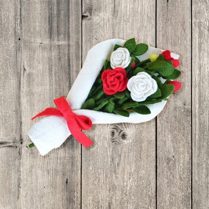 Bouquet de fleurs en feutre pour le but de cadeau et de décoration de la Saint-Valentin, ensemble de fleurs en feutre naturel. - Product Image 1