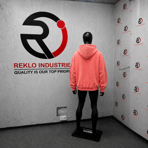 Sweat à capuche oversize rose corail vieilli avec broderie étoile multicolore, imprimé léopard ton sur ton, effet délavé vintage, style streetwear - Product Image 4