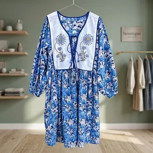 Robe longue indienne en coton bleu, imprimée au bloc, faite à la main - Product Image 5