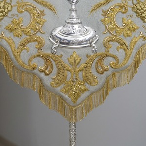 Estandarte de Iglesia Personalizado con Bordado Plateado y Dorado, Estándar Litúrgico con Flecos, Insignia de Tela de Estilo Clásico - Product Image 5