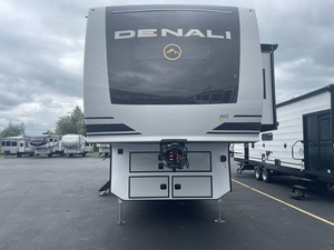 Nouveau 2026 E-a-s-t To W-e-s-t C-o-l-l-e-g-e A-v-e-n-u-e 2201-S - Product Image 4