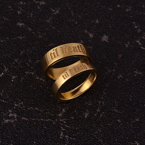 Bague en argent fin avec émail doré « Til Death », tendance, à superposer, pour anniversaire et promesse, avec invisible - Product Image 4