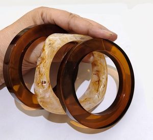 Bracelet manchette rond coloré en résine époxy fait main pour femme, bijoux de mode en gros - Product Image 1