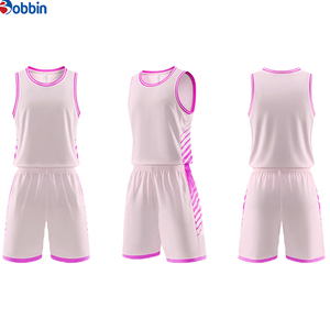 Uniforme de Baloncesto Personalizado de Alta Calidad, Transpirable, en Varios Colores, con Camiseta y Pantalones Cortos Sublimados - Product Image 4