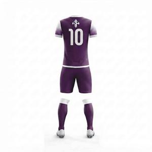 Ensemble de maillot de football à manches courtes avec impression sublimée violette, 100% polyester de haute qualité, pour hommes, par RIVIAN ATLANTIC - Product Image 3