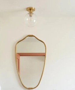 Miroir en laiton de style bouclier – Miroirs muraux décoratifs faits à la main de style italien pour la vanité - Product Image 1