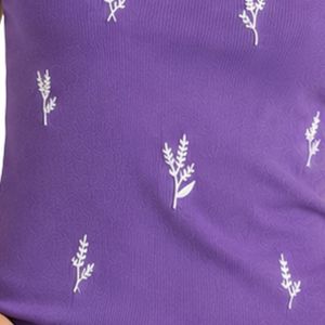 Camiseta sin mangas acanalada para mujer, color morado lavanda y blanco, bordada, informal, de verano, ajustada, de algodón elástico, ropa personalizada OEM - Product Image 6
