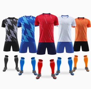 Conjunto de camiseta de fútbol sublimada con cuello en V para hombre, con estampado geométrico degradado, uniformes de manga corta que absorben la humedad para adultos - Product Image 6