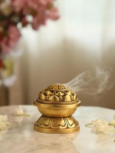 Designer Metal Incense Burner With Elegant Finish For Interior Decoration And Fragrance Enhancement - Product Image 3