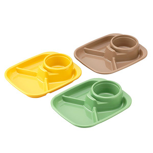 Set di piatti da Barbecue per bambini a 3 colori Inomata - Product Image 1