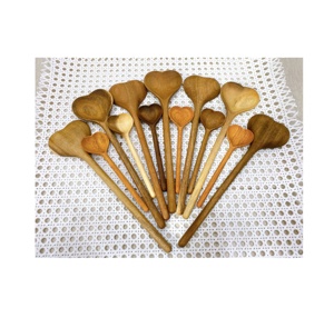 Hot Trend Cuchara de acacia de madera Utensilios de cocina y juegos de regalo de artesanía de pared de jardín para fiesta Bodas Vajilla uso o regalo - Product Image 2