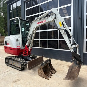 Achetez une excavatrice Takeuchi au meilleur prix pour les projets de construction et de terrassement, équipement de terrassement haute performance - Product Image 4