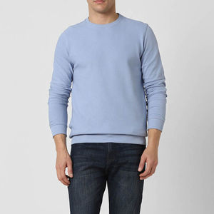 เสื้อสเวตเชิ้ตคอกลมทรงโอเวอร์ไซส์สีฟ้าอ่อนเนื้อผ้ามีเท็กซ์เจอร์คุณภาพสูงสำหรับผู้ชาย ผลิตจากผ้าฝ้ายผสม ระบายอากาศได้ดี แห้งเร็ว เหมาะสำหรับฤดูหนาว - Product Image 4