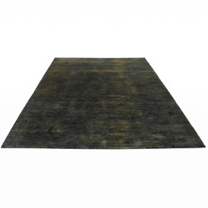 Tapis en laine texturé ton sur ton, couleur olive foncé, charbon de bois et or antique vieilli, écologique et antidérapant, pour salon et hôtel - Product Image 2
