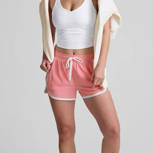 Textura transpirable con ajuste flexible, ideal para usar en la temporada de verano, para el tiempo en la playa, pantalones cortos Nora. - Product Image 2