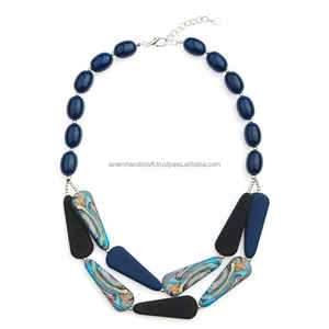 Collier personnalisé de belles perles de résine d'ange polies pour les femmes accessoire de mode de luxe fabriqué à la main de meilleure qualité - Product Image 1