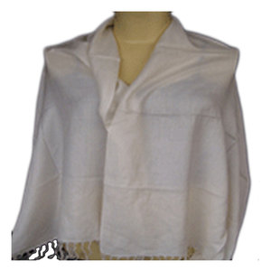 Elegante Pashmina Jacquard Lisa, Chal de Invierno Suave y Lujoso para Hombre y Mujer, Hecho a Mano, Ligero y de Primera Calidad - Product Image 1