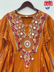 Ensemble haut et pantalon Plazzo pour femmes indiennes, en coton Khadi pur, entièrement brodé de sequins et de miroirs, vêtements décontractés - Product Image 6