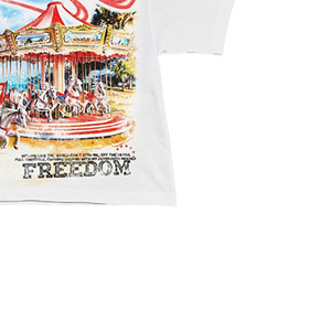 เสื้อยืดแขนสั้นสีขาวสำหรับผู้ชาย BRAVO ลายพิมพ์ Carousel ดีไซน์ Freedom ทรงปกติ คอเต่า สไตล์ทางการ ผ้าฝ้าย 100% - Product Image 3