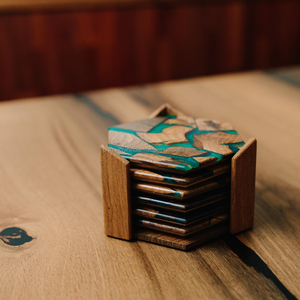 Dessous de verre modernes en bois en résine faits à la main verres artistiques élégants et rustiques décor de table élégants accessoires en bois de résine - Product Image 3