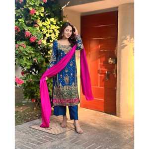 Conjunto de Ropa de Diseño Indio y Pakistaní para Fiestas, Top, Pantalón y Dupatta - Product Image 2