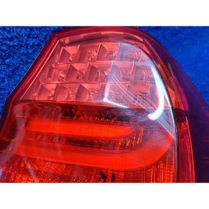 Luz Trasera Derecha Exterior Usada OEM 7289426 para BMW Serie 3 2006-2012 - Product Image 2