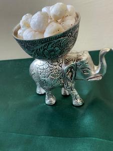 Traditional Silver Embossed Elephant Pedestal <b>Bowl</b> Modern Luxury Carved <b>Metal</b> Handmade Decorative Tableware For Home - Product Image 2