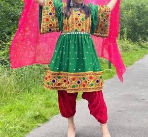 ชุดเดรสชีฟองดีไซน์ล่าสุด ไซส์พลัส ชุดอัฟกานีแฟนซี ปักลายสวยงาม เป็นมิตรกับสิ่งแวดล้อม แขนทรงบาน สไตล์วินเทจ ระบายอากาศได้ดี - Product Image 1