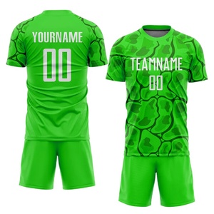 Vêtements de football OEM personnalisés, vêtements de football respirants, chemises surdimensionnées, uniformes de football, maillot de football à conception personnalisée sublimée - Product Image 2