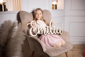 Panneau de nom en bois moderne personnalisé avec lettres pour porte d'appartement et décoration intérieure, idéal pour anniversaire ou bureau - Product Image 2