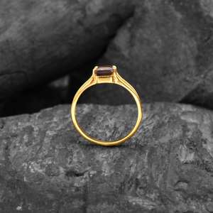 Anillo de Cuarzo Ahumado con Corte Esmeralda, Plata de Ley 925, Chapado en Oro Vermeil de 14K, Anillo de Cóctel Elegante, Regalo para Mujer - Product Image 2