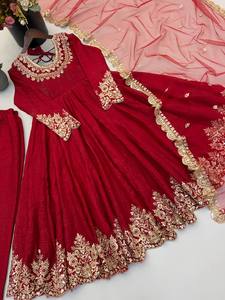 Robe longue élégante en mousseline de soie rouge avec broderie dorée, col bijou, manches longues, coupe trapèze, tenue de soirée, robe traditionnelle pour femmes - Product Image 3