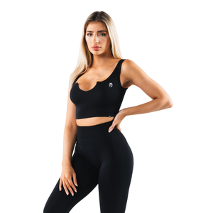 Débardeur OT Slit Tank pour femme, coupe ajustée et courte, noir, extensible, effet sculptant, pour la gym, le yoga, le sport et le quotidien, style premium. - Product Image 4