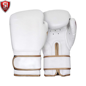 ถุงมือชกมวย SUMROOS SI-BG-1804 สีดำทอง หนังแท้ สายรัดข้อมือปรับได้ ป้องกันการกระแทก สวมใส่สบาย เหมาะสำหรับการฝึกซ้อม - Product Image 5