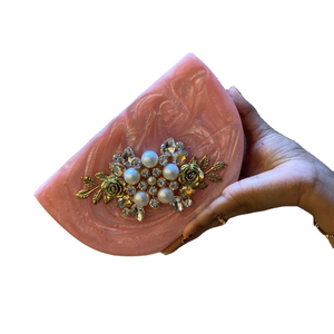 Moderno y lujoso estilo de moda para damas con hermosos detalles en piedra, estilo rock con pedrería para damas de lujo, por MULTI CRAFT - Product Image 1