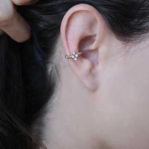 Pendiente de Oreja con Diamante, Oro Sólido de 10K, 14K, 18K, Engaste de Bisel, Corte Redondo, Diamante Cultivado en Laboratorio, Banda Trenzada, Sin Perforación, Solitario para Cartílago, Joyería Fina - Product Image 4