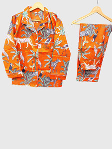 Ensemble pyjama imprimé animalier orange pour femme, haut à manches longues et pantalon à col cranté, vêtements de détente - Product Image 1