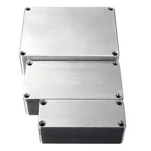 Boîte de jonction en acier inoxydable avec couvercle, boîtier étanche de 8x6x4 pouces pour la protection des câblages électriques - Product Image 5