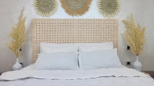 Cabecero de Cama Individual Hecho a Mano de Madera y Ratán con Tapicería de Cuero, Ecológico, Moderno, Decorativo para Dormitorio - Product Image 4