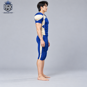 ชุดยูนิฟอร์มอเมริกันฟุตบอลโพลีเอสเตอร์สั่งทำขายส่ง พิมพ์ลายแบบ Dye Sublimation ระบายอากาศได้ดี แห้งเร็ว มีไซส์พลัส พร้อมโลโก้สั่งทำ - Product Image 3