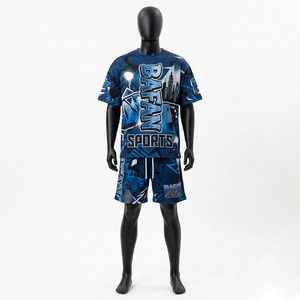 Ensemble t-shirt et short pour homme en jersey de coton lourd 220 GSM, construction en panneaux avec logo personnalisé, 2 pièces - Product Image 3