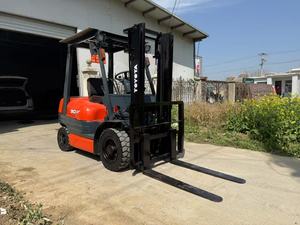 Las carretillas elevadoras Toyota usadas de 3 toneladas se venden rápidamente, ofreciendo alta calidad, alto rendimiento y precios competitivos. - Product Image 6