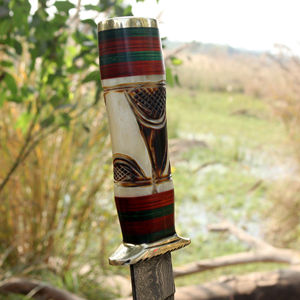 Cuchillo de caza Galway Grove hecho a medida de acero de Damasco de grado industrial con mango grabado, punta fija, filo plano, 3 mm de grosor, 13 pulgadas - Product Image 6