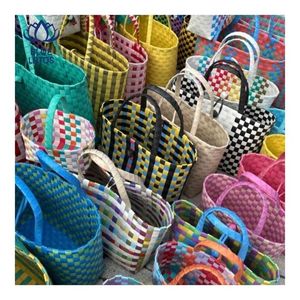 Sac fourre-tout tendance en plastique tressé, léger et durable, idéal pour les vacances d'été – Meilleure vente - Product Image 4