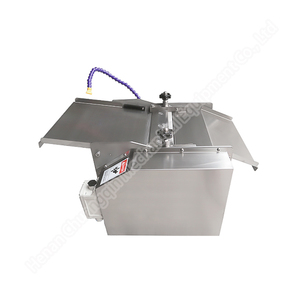 Machine à éplucher les écailles de poisson à traitement automatique de la peau - Product Image 5